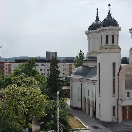 Bucuresti * Cluj-Napoca